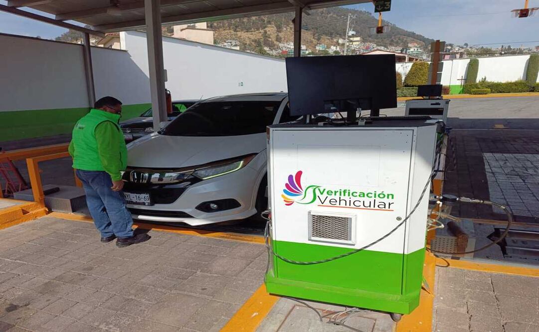 Un vehículo debe estar bien mecánicamente para pasar la verificación vehicular. Foto: Ivan Monroy / El Universal Estado de México