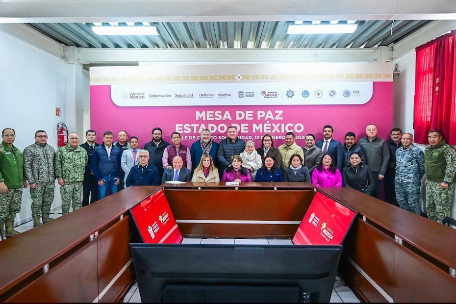 Representantes de los tres niveles de gobierno analizan el mapa delictivo para fortalecer operativos conjuntos en municipios como Ecatepec y Nezahualcóyotl. Foto Especial