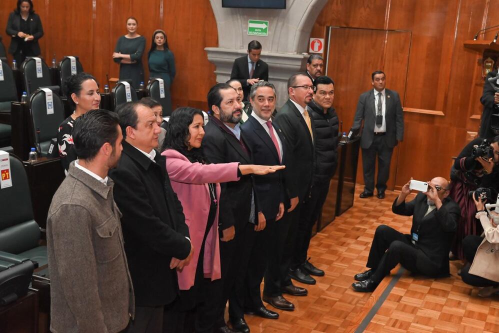 Violeta Huerta rindió protesta como titular de Comunicación Social. Foto Especial