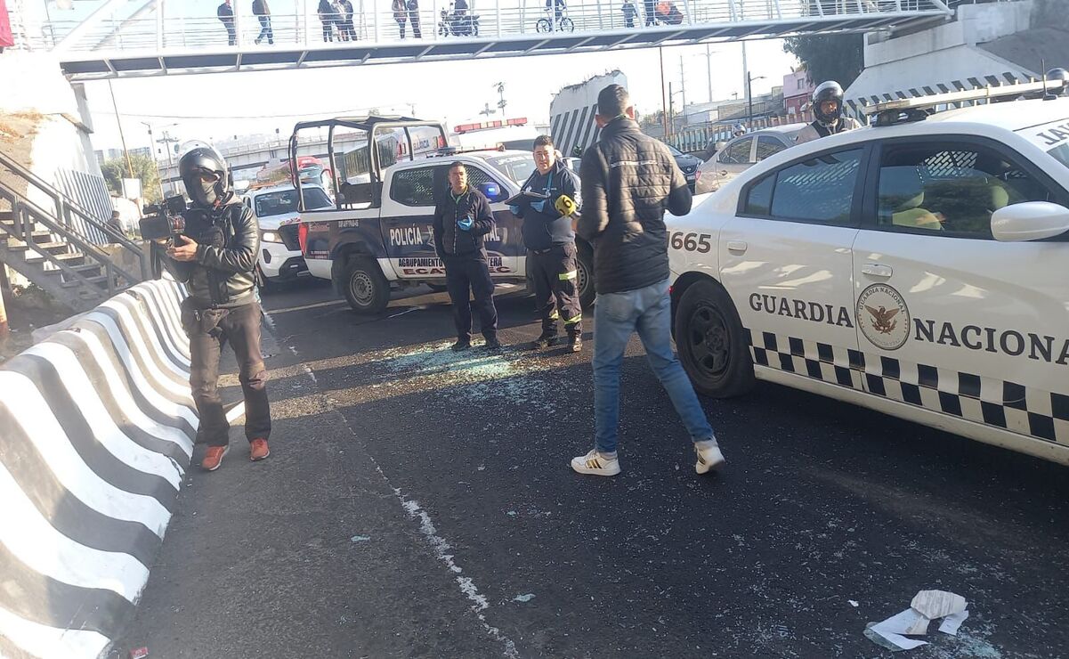 Tras el accidente, los primeros en arribar a la zona fueron elementos de la Guardia Nacional División Carreteras. Foto: Especial