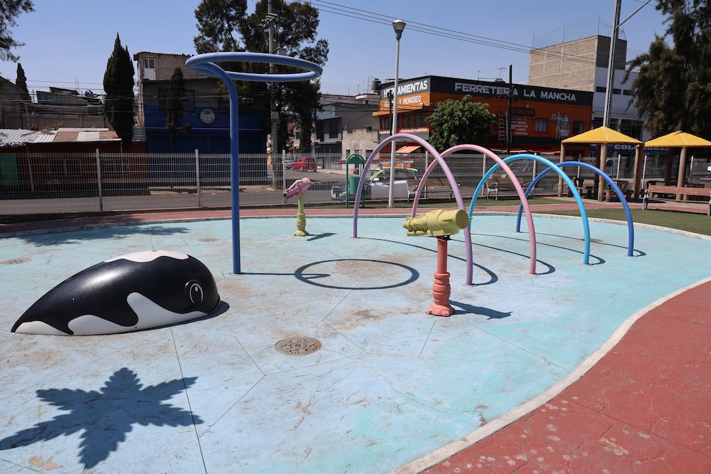 Los Parques Acuáticos siguen sin agua en Nezahualcóyotl. Foto: Luis Camacho/ El universal Estado de México