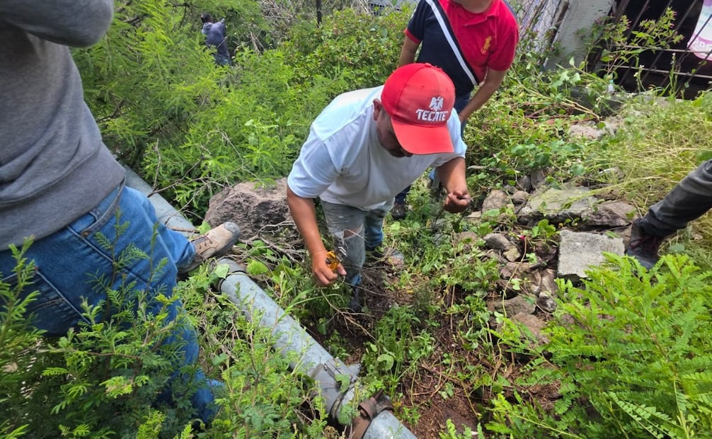 Las tomas clandestinas, ubicadas en la Sierra de Guadalupe, provocaban baja presión y alteraban el tandeo en las comunidades. Foto Especial