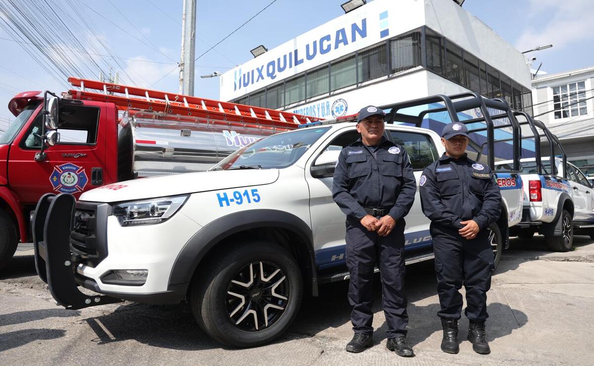 El gobierno municipal de Huixquilucan entregó equipo a cuerpos de bomberos para optimizar su trabajo. Foto: Especial.