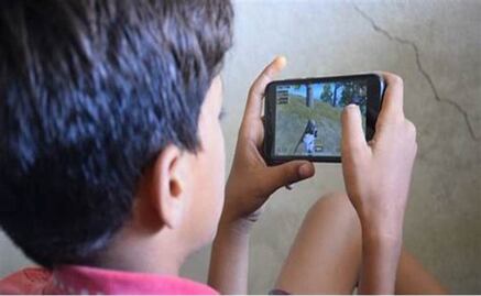 Edomex: Prohibición de celulares, algo positivo según especialistas