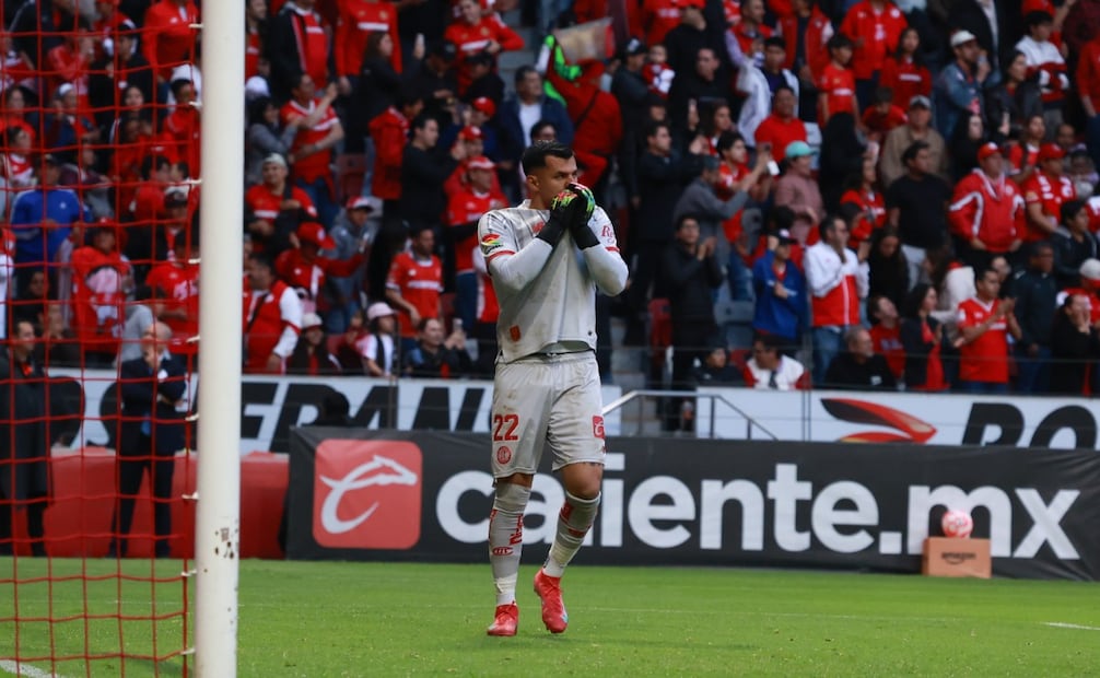 Con este resultado, el Toluca se consolida en la parte alta de la tabla general y mantiene el ritmo de cara a sus compromisos internacionales. Foto Alejandro Vargas / El Universal