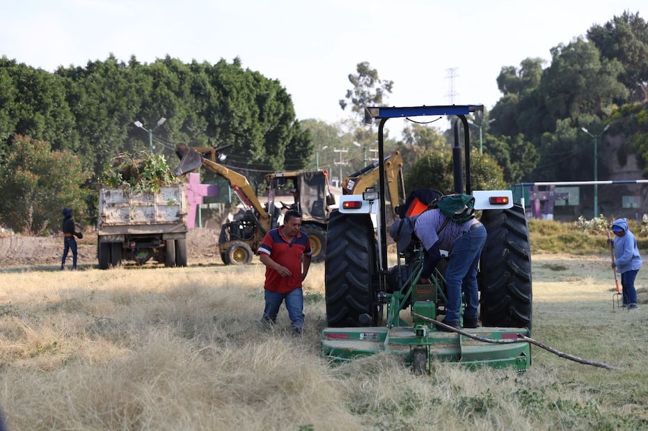 Con el programa "Ocupa tu parque", el gobierno de Azucena Cisneros devuelve a las familias espacios públicos limpios e iluminados. Foto Especial