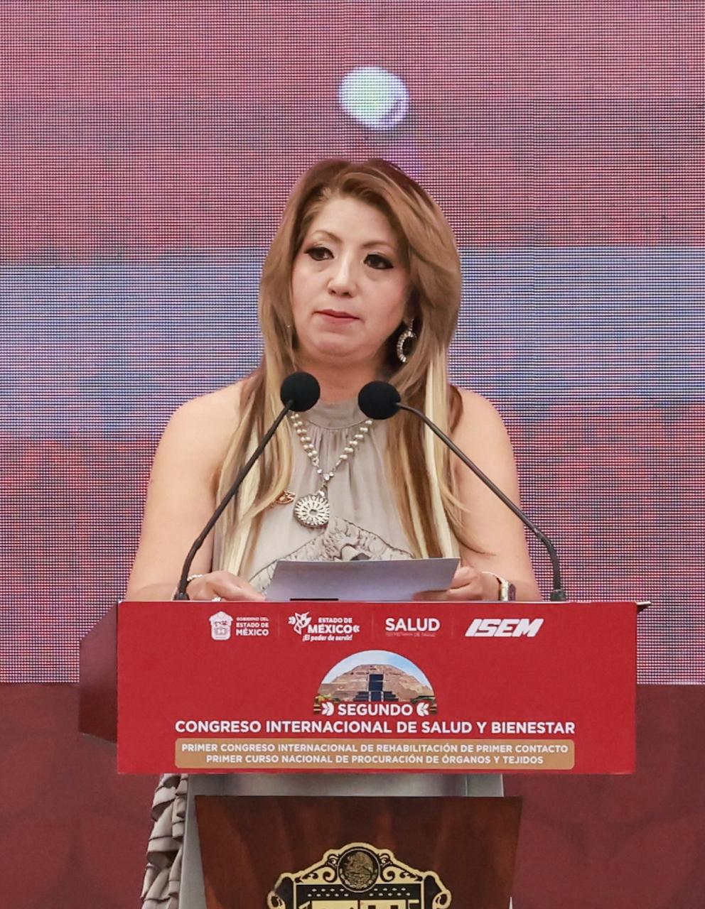 Macarena Montoya habló sobre la transferencia de unidades médicas a IMSS-Bienestar. Foto Alejandro Vargas / El Universal