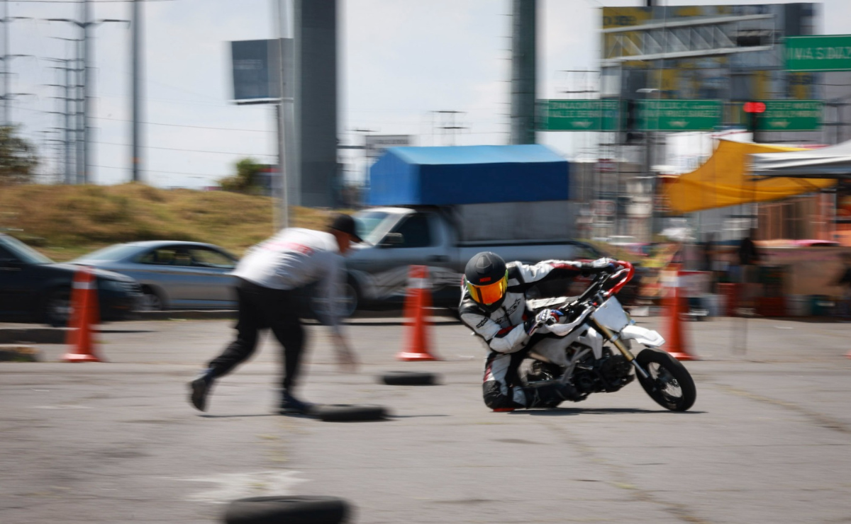 Toluca acelera: Cursos de motociclismo para todos los niveles Foto: Alejandro Vargas