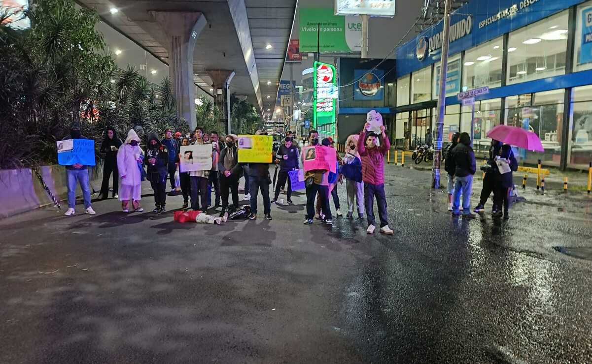 Familiares, vecinos y amigos de Kimberly realizaron una manifestación en Periférico Norte / Foto Gisela González