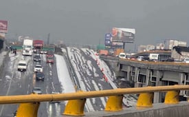 Fuerte granizada sorprende en la México-Puebla y paraliza el oriente del Edomex