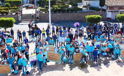 Jiquipilco se viste de azul: Marchan por la concienciación del autismo