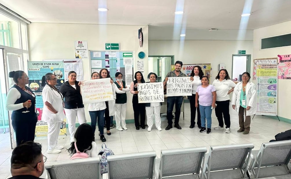 Bajo la consigna de "asamblea permanente", personal médico y administrativo del Edomex alza la voz ante la falta de recursos. Foto Especial