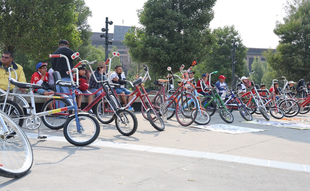 30 ciclistas participaron en la rodada de bicis clásicas en Toluca. Foto: Sergio García / El Universal Edomex