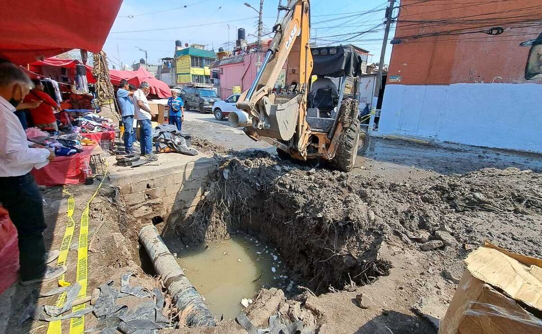 Más de 6 mil vecinos de 3 colonias de Ecatepec se vieron afectados por las fugas de agua. Foto: Especial