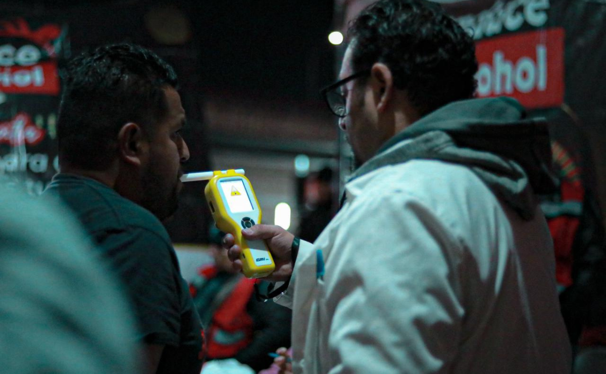 Operativo Alcoholímetro en Tlalnepantla Foto: Especial