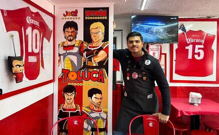 Pasión Escarlata: La extraordinaria colección de Francisco Javier Martínez aficionado del Toluca