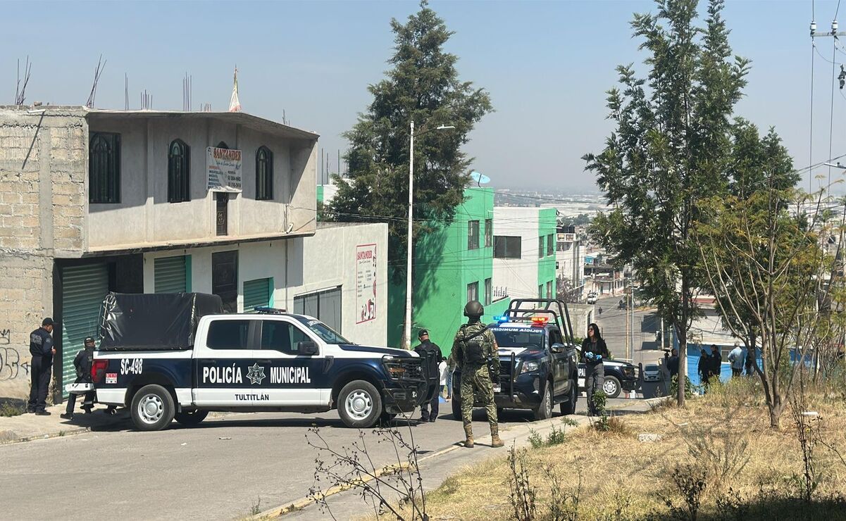 Encuentran a un hombre muerto cerca de una preparatoria en Tultitlán. Foto: Especial