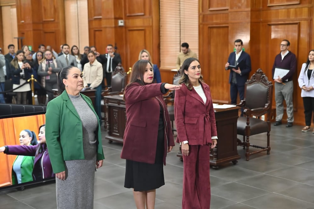 Pese a la gravedad de los motivos expuestos, la diputada Martha Azucena Camacho descartó una crisis institucional, calificando las renuncias como "movimientos naturales" del ámbito laboral. Foto Especial