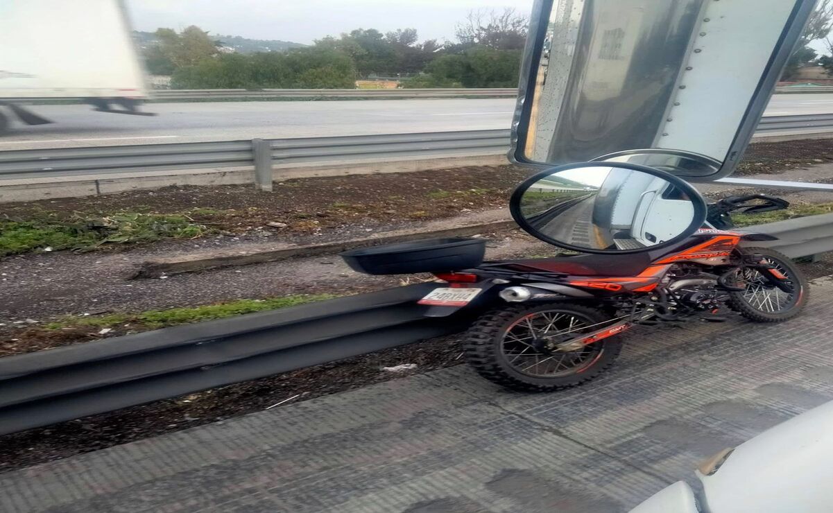 De acuerdo con reportes, el motociclista accidentado formaba parte de la Guardia Nacional y se encontraba de descanso laboral. Foto: Especial