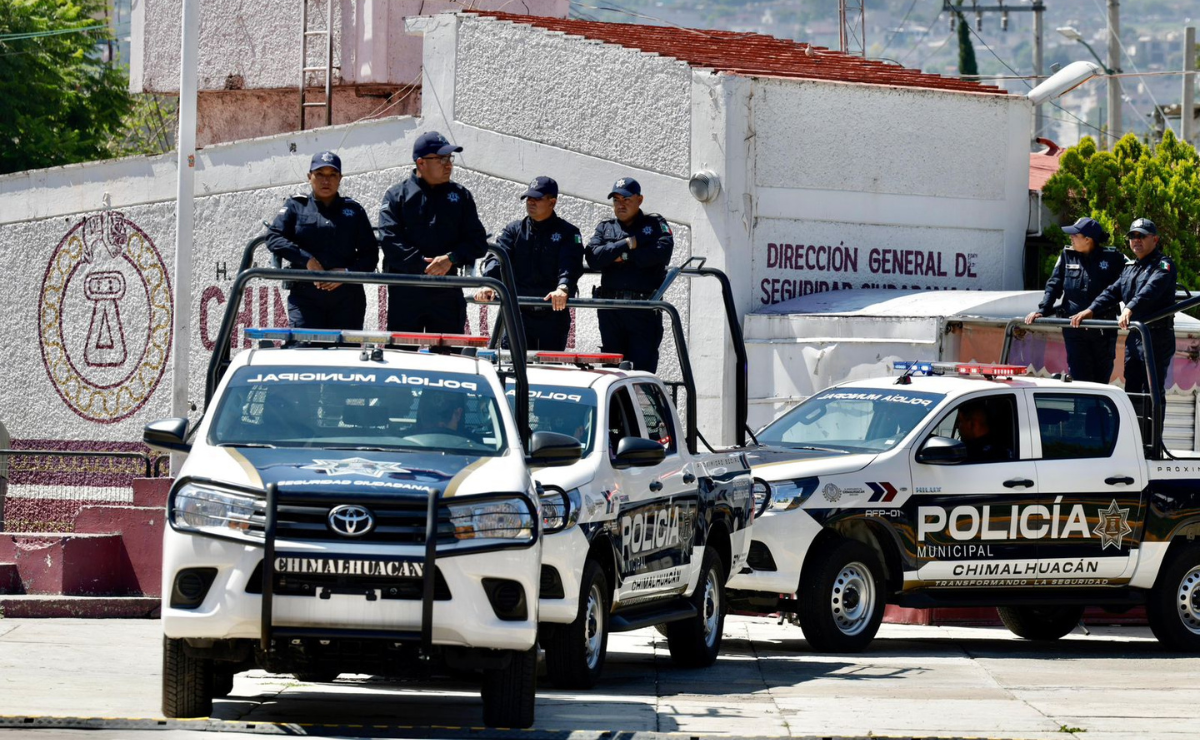 ¡Más seguridad para Chimalhuacán! La gobernadora Delfina Gómez entrega 20 patrullas a la Policía Municipal, sumando 70 nuevas unidades al Mando Unificado. Foto: Especial