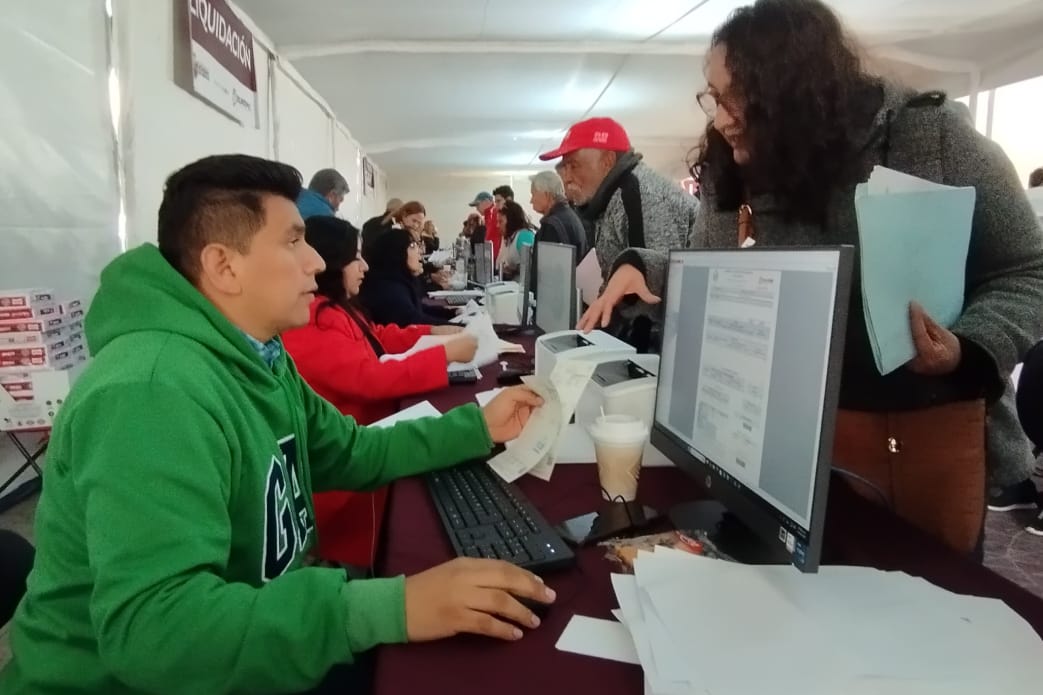 El pago de impuestos permitirá al municipio invertir en obras y servicios públicos para mejorar la calidad de vida de los ecatepenses. Foto Especial