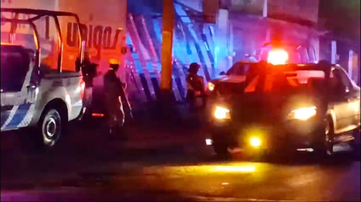 Dos hombres de la empresa UNIGAS y un perro, fallecieron en un ataque a balazos por presuntos asaltantes. Foto: Especial