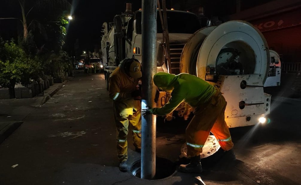 El Programa Anual de Desazolve 2026 identifica puntos críticos como la Av. Primero de Mayo y el Parque Naucalli. Foto Especial