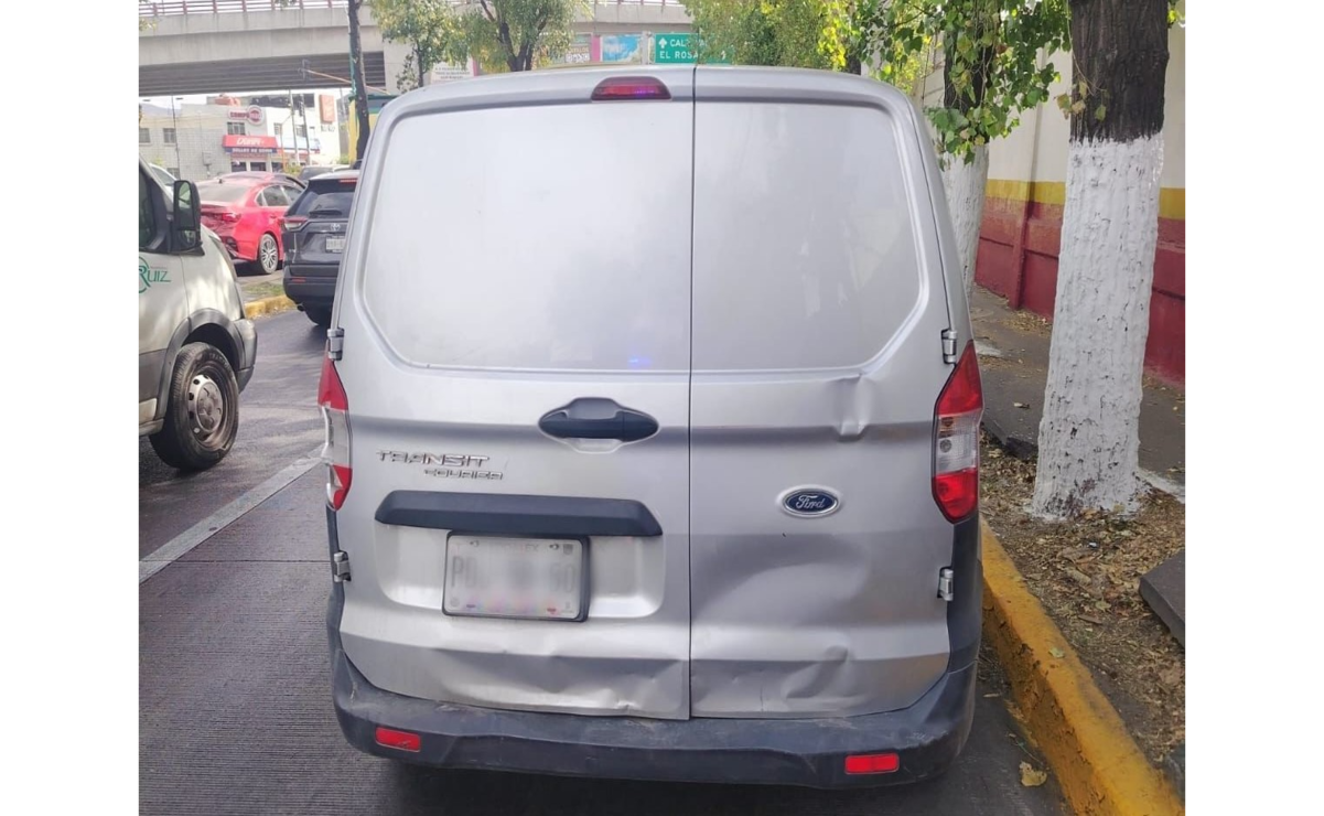 Las víctimas que fueron despojadas de las camionetas reconocieron a los dos hombres detenidos. Foto; Especial