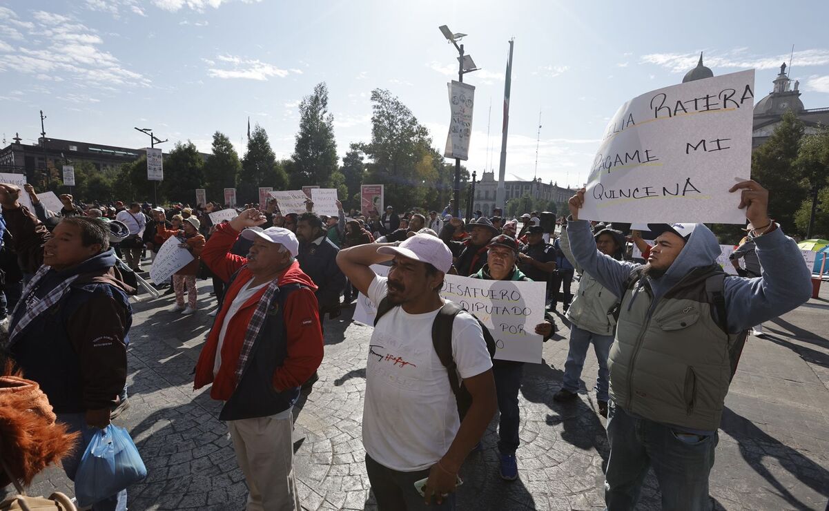 Piden también sus vales de despensa / Foto Jorge Alvarado