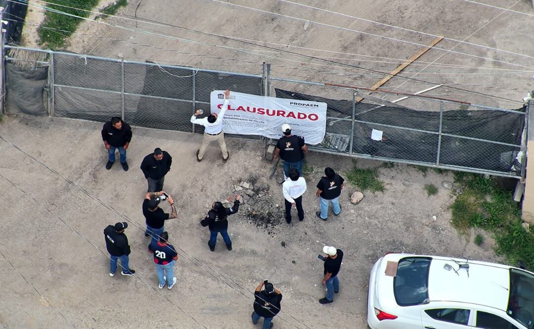 El tiradero en la carretera Naucalpan-Toluca fue clausurado por tercera vez, lo que demuestra la persistencia de las autoridades ante las denuncias de contaminación de los ejidatarios. Foto. Especial