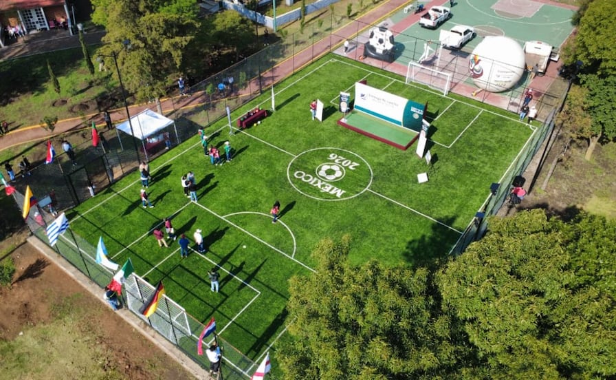 Avanza Plan Integral Oriente: Raciel Pérez Cruz entrega rehabilitación de cancha en Deportivo Cri Cri