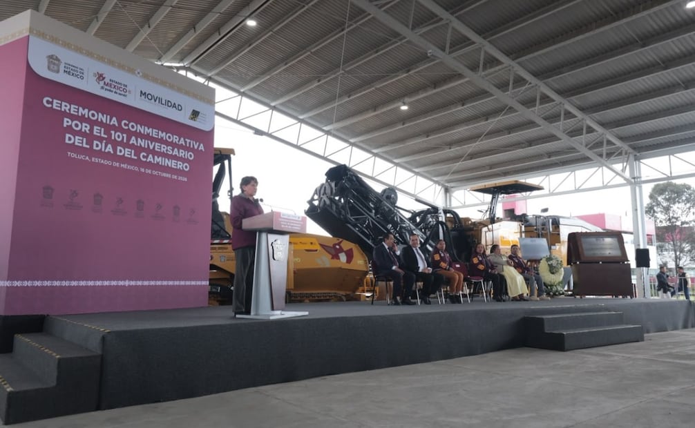 La gobernadora Delfina Gómez destacó las obras de reconstrucción, rehabilitación y mantenimiento de carreteras mexiquenses. Foto Alejandro Vargas / El Universal
