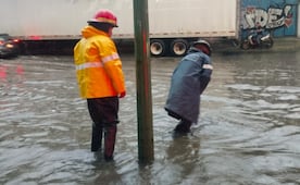 Lluvias provocan anegaciones y caos vial en Naucalpan, Tlalnepantla y Cuautitlán Izcalli