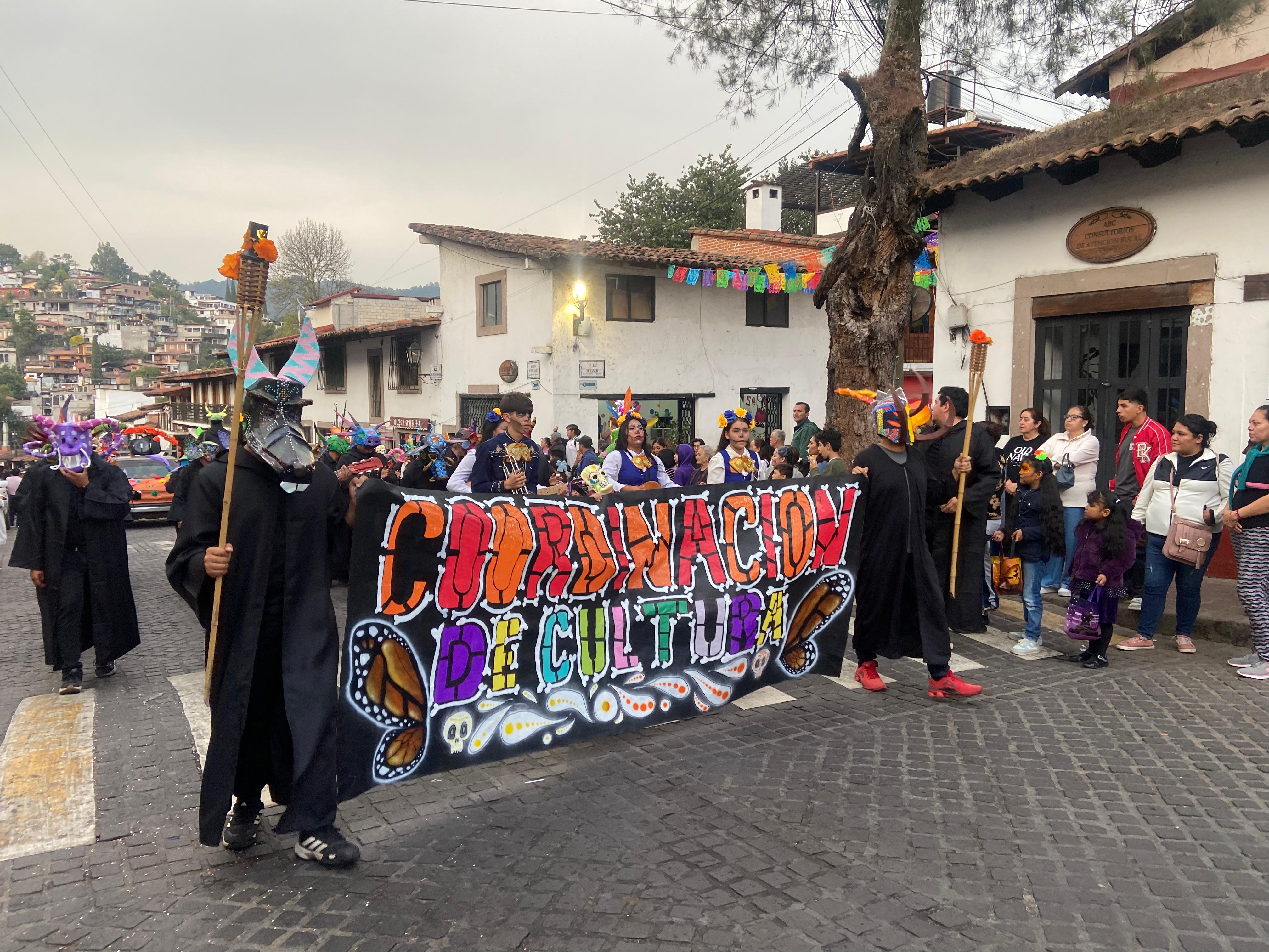 Acudieron familias, parejas y visitantes de todas partes del país y el mundo. Foto Hanna Santillán