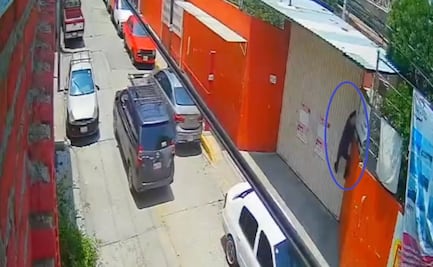 ¡Atrapado in fraganti! Brincaba la barda de una primaria con cable robado en Ecatepec