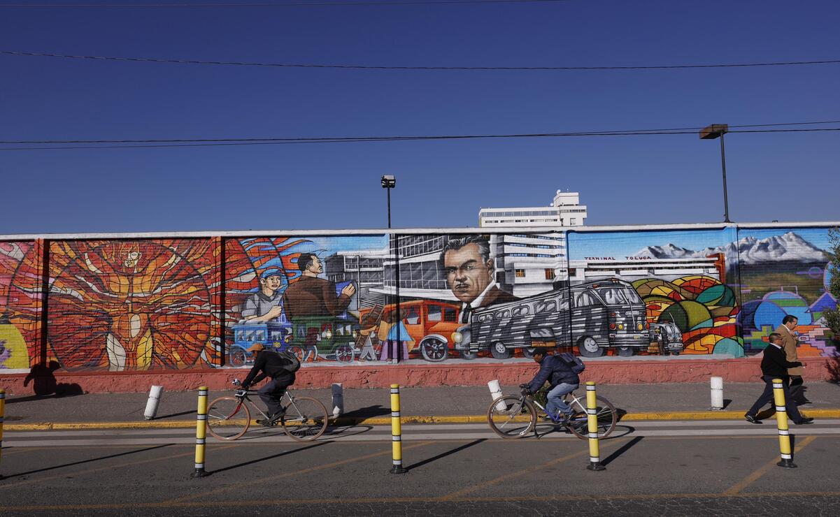 Murales y grafiti toman vida en la Terminal de Toluca
