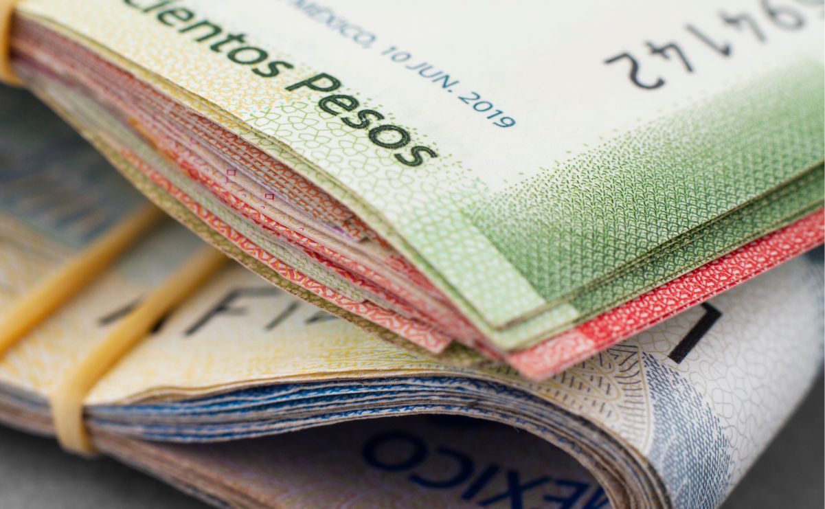 Una multa estipulada en 10 UMAs tendrá un costo de $1,131.40 pesos. Foto Especial