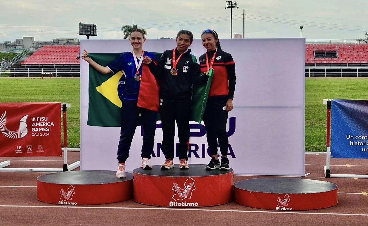 La estudiante de la Facultad de Economía de la UAEMéx se colgó la medalla de oro en los 10km marcha. Foto: Especial
