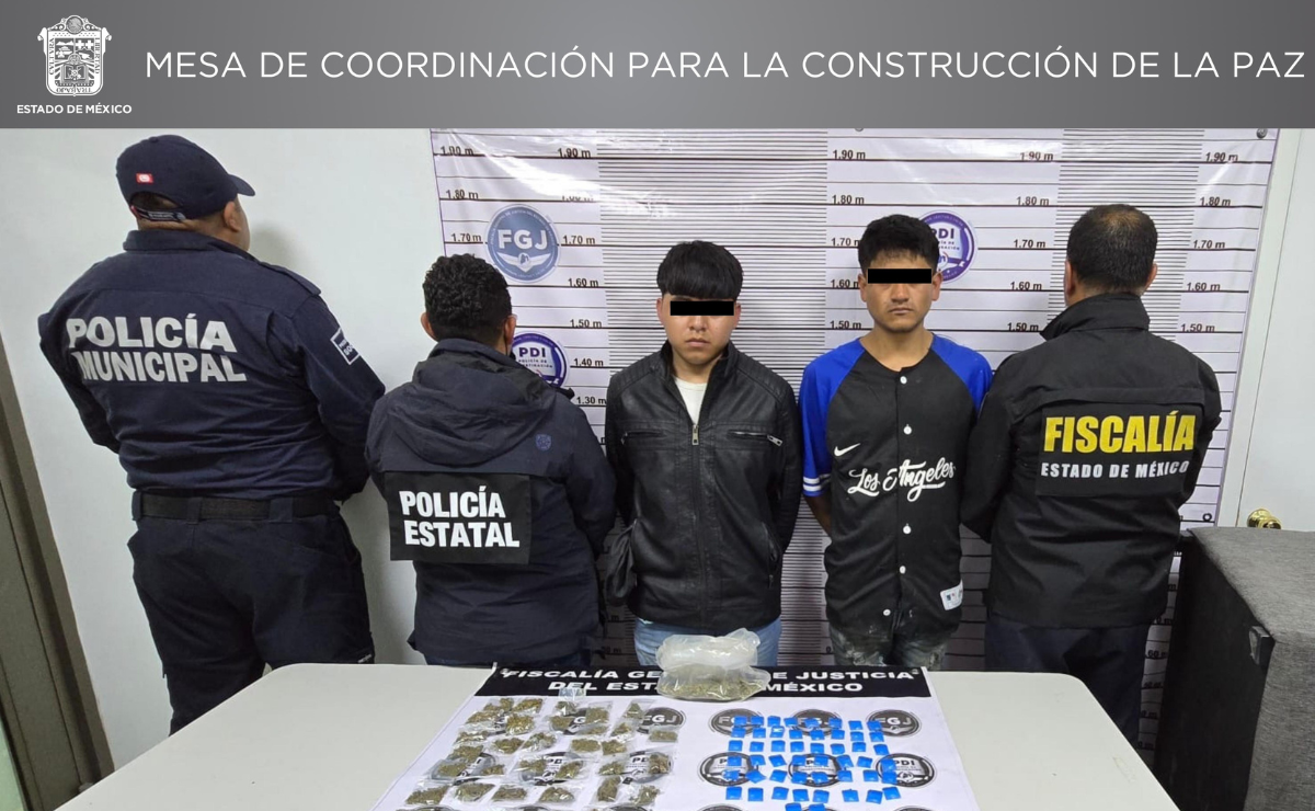 Fueron aseguradas 575 dosis de estupefacientes por lo que fueron detenidas tres personas Foto: Especial
