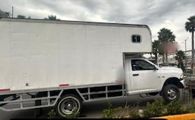 Recuperan camión robado en Tepotzotlán con 350 mil pesos en mercancía