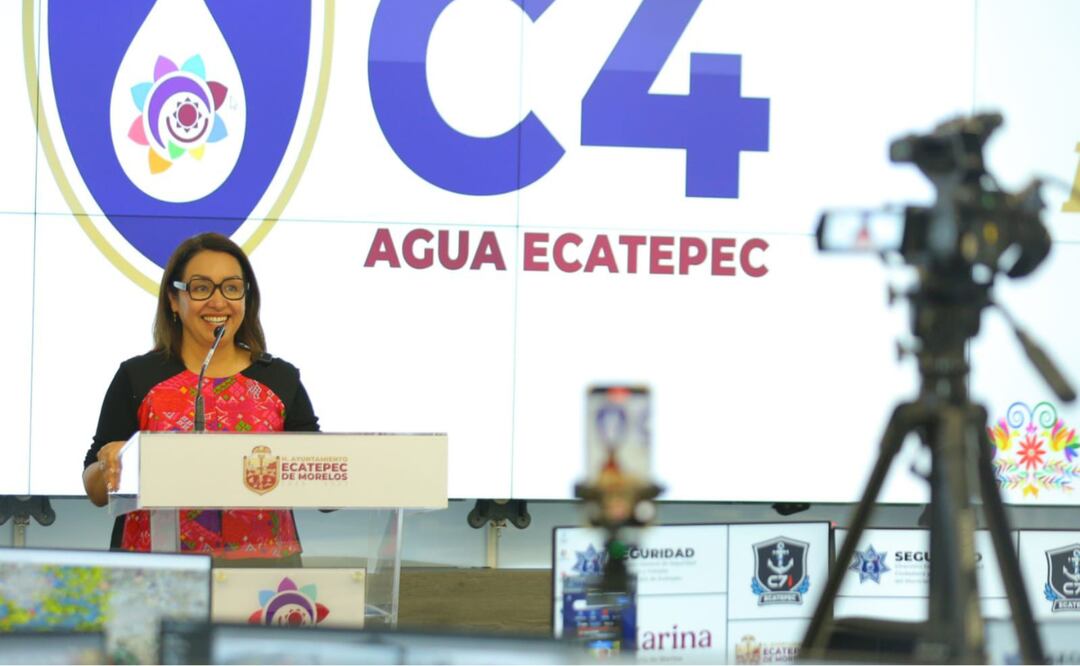 La alcaldesa Azucena Cisneros presenta el C4 del Agua, el primer centro de monitoreo hidráulico en el Edomex, clave para combatir inundaciones y garantizar el suministro. Foto: Especial