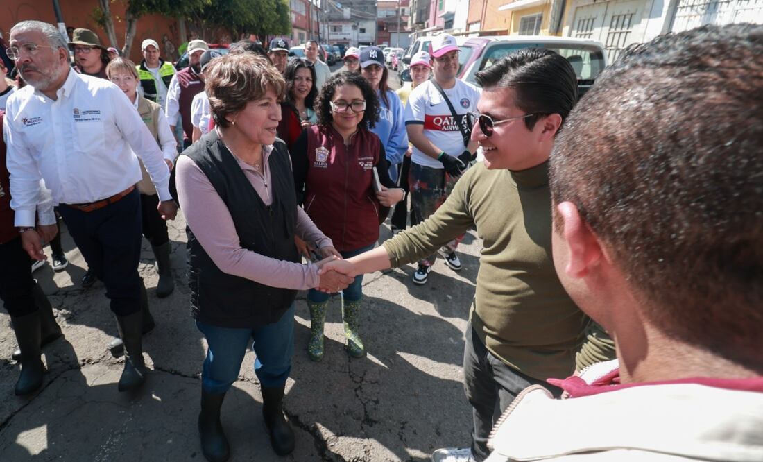 Llevan consultas médicas gratuitas y aplicación de vacunas a damnificados en Neza