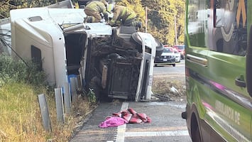 Fatal accidente en la México-Toluca: Muere un hombre al volcar el tráiler en Ocoyoacac
