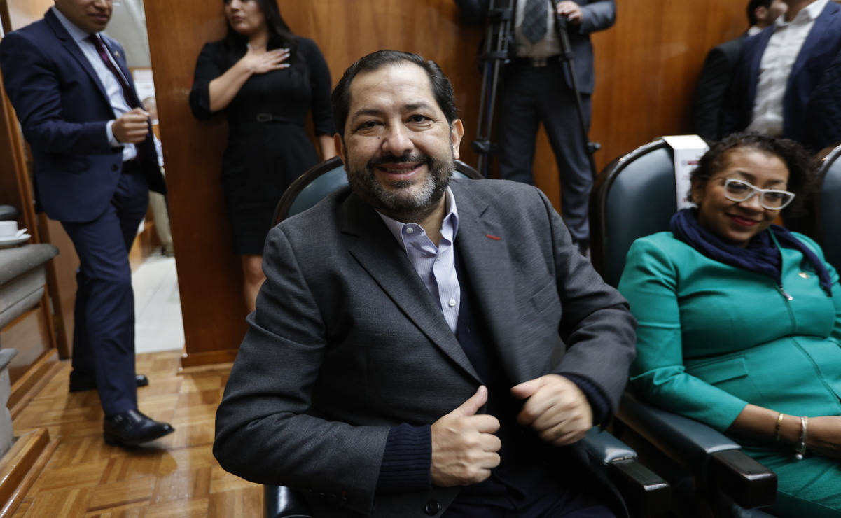 Francisco Vázquez Rodríguez, coordinador del grupo parlamentario de Morena, indicó que respaldarán todas las acciones y estrategias que el Gobierno de México. Foto: Jorge Alvarado / El Universal Estado de México