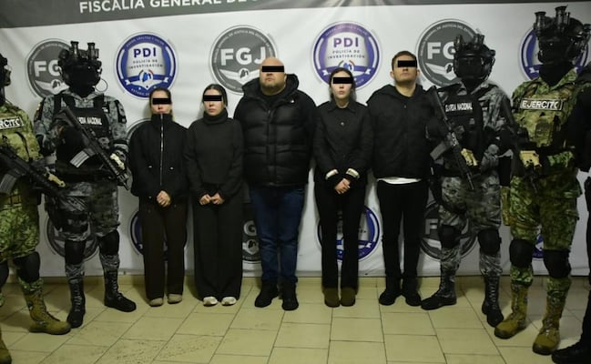 Detienen a 8 personas, incluido operador ligado al Cártel de Caborca y a la facción de "El Mayo" Zambada