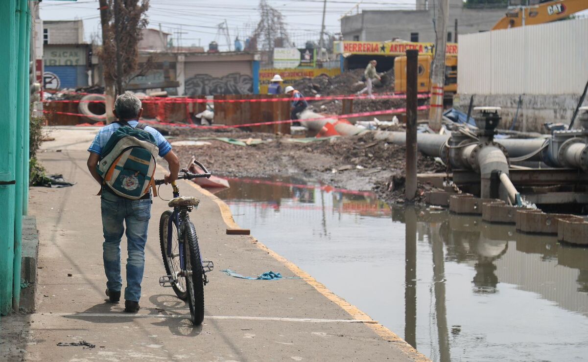 El cárcamo de alivio de Culturas de México es el que está en funcionamiento para desalojar las aguas residuales y pluviales que se concentran sobre la calle Chalchihuitlicue. Foto: Fernanda Zamora / El Universal Estado de México