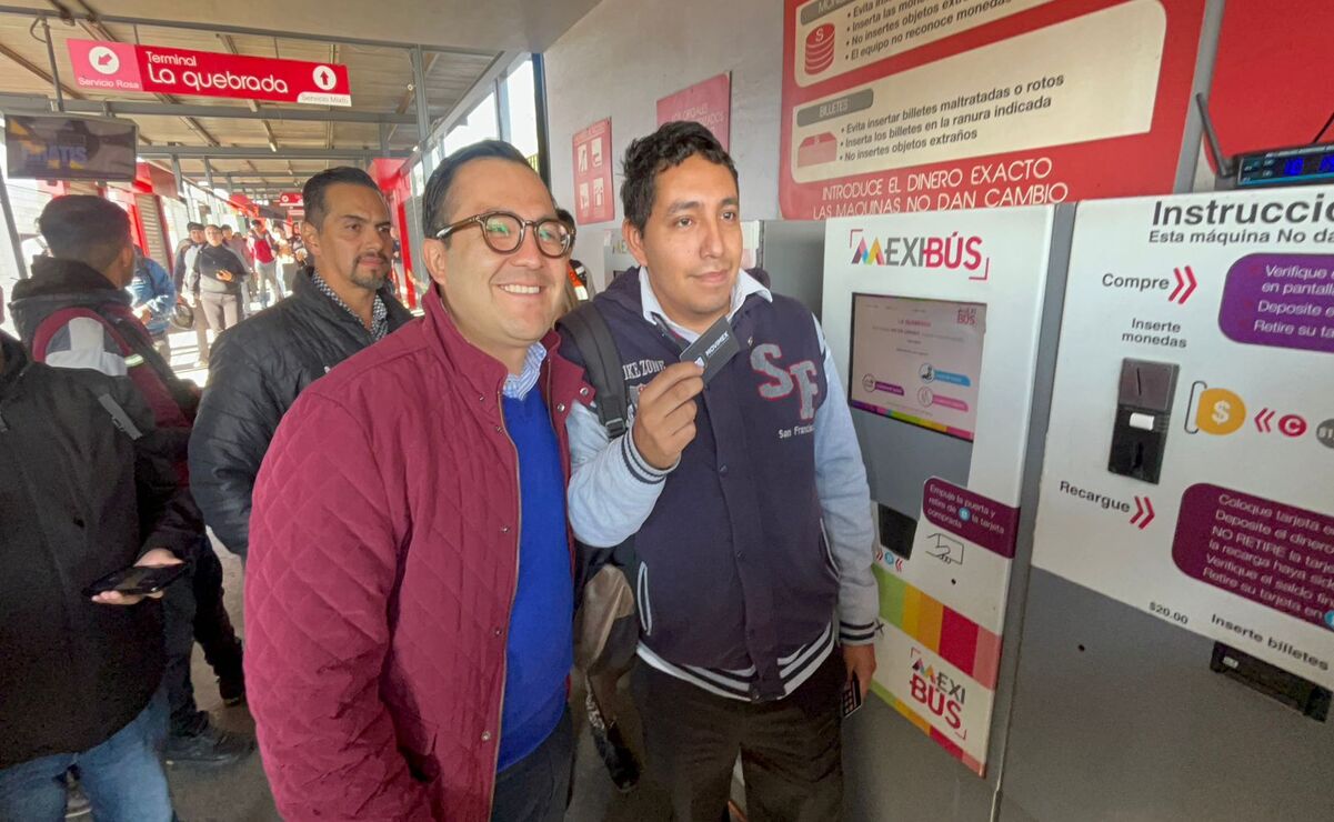 Con la tarjeta Movimex los usuarios podrán hacer transbordos sin costo en el Sistema de Movilidad Mexiquense del Edomex. Foto: Alma Rodríguez