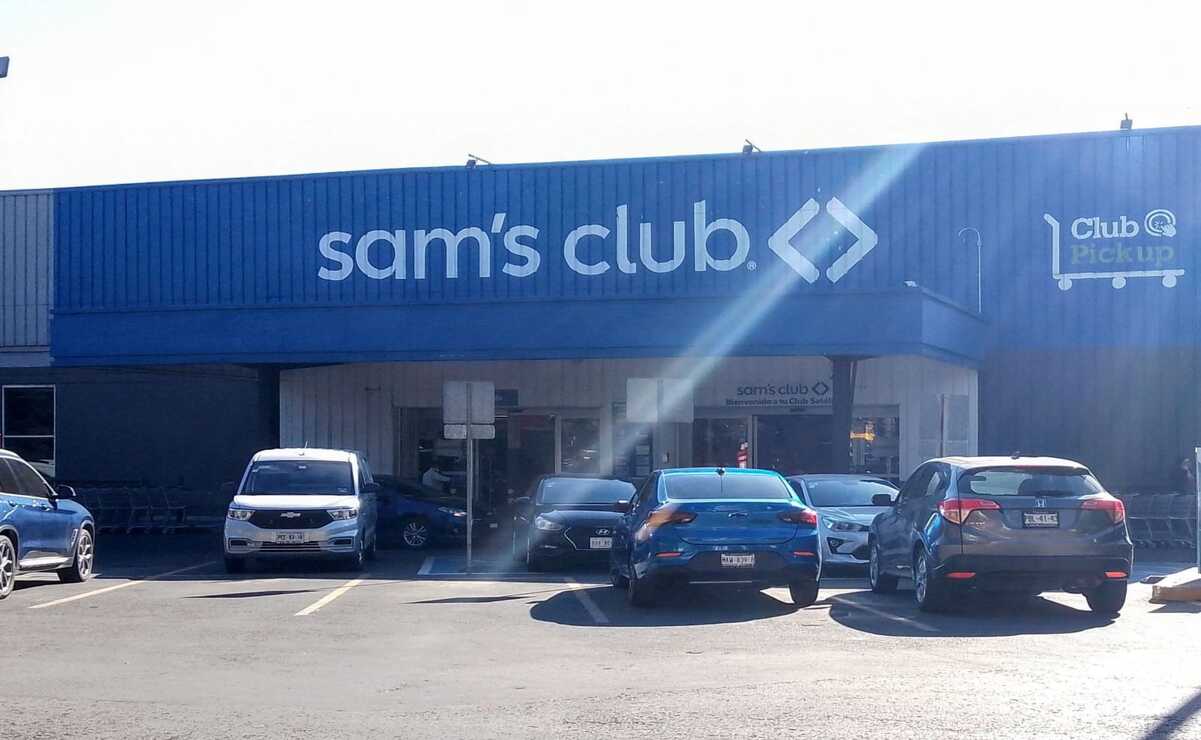 Asalto con violencia genera pánico entre clientes en tienda de autoservicio de Satélite