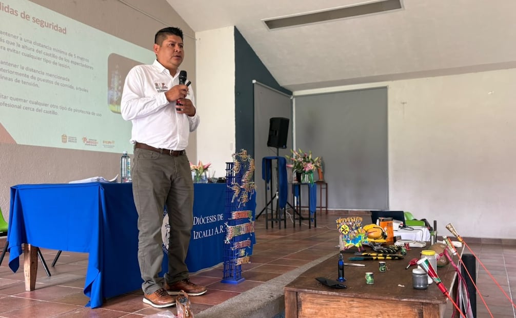 Emmanuel Reyes Urban, titular del IMEPI, destacó que la falta de permisos y las omisiones en el transporte de cohetes son las principales causas de incidentes. Foto Arturo Contreras / El Universal