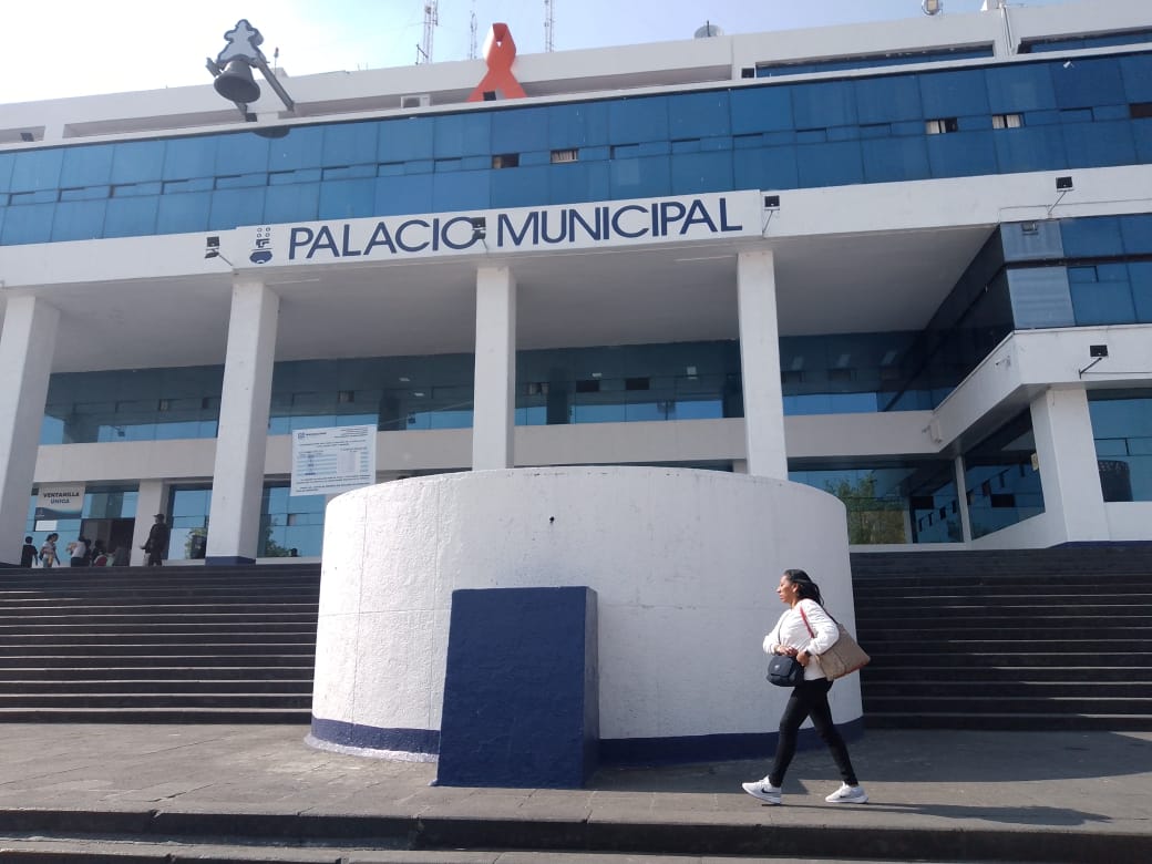 Los trabajadores sindicalizados de Naucalpan recibirán un aguinaldo de 45 mil pesos, gracias a la mejora en las finanzas municipales. Foto Rebeca Jiménez